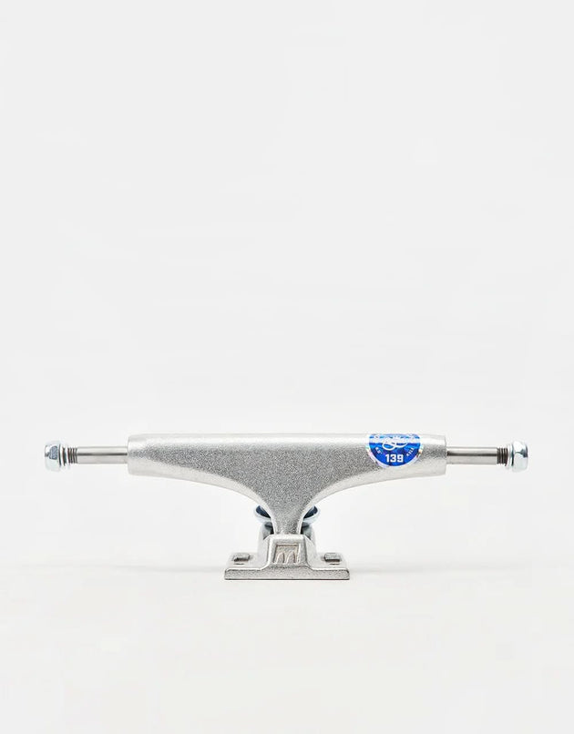 Royal RF 139 Standard Skateboard Trucks (Pair)