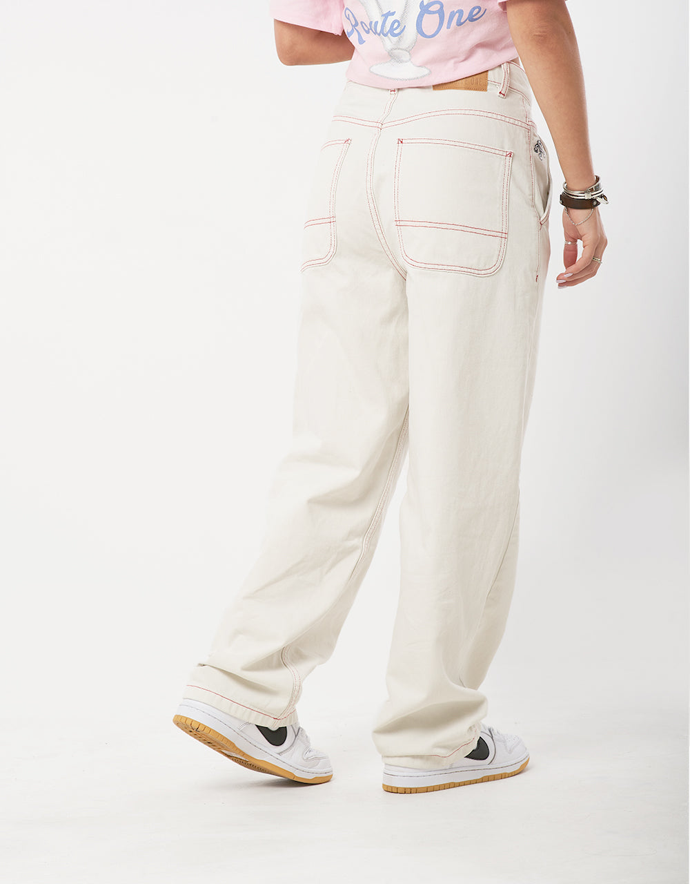 White baggy sales pants womens