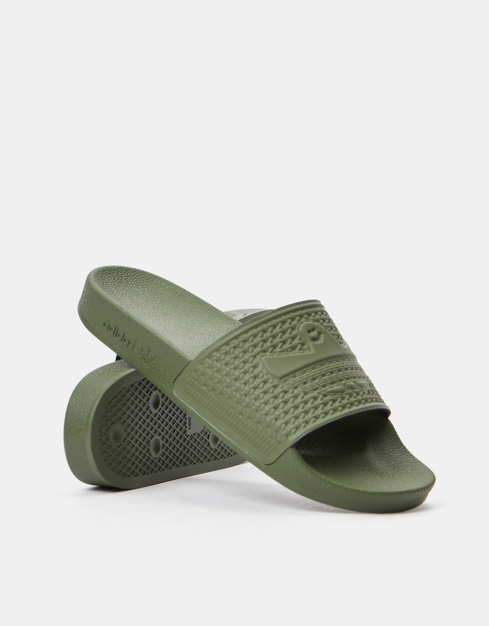 Adidas benassi outlet