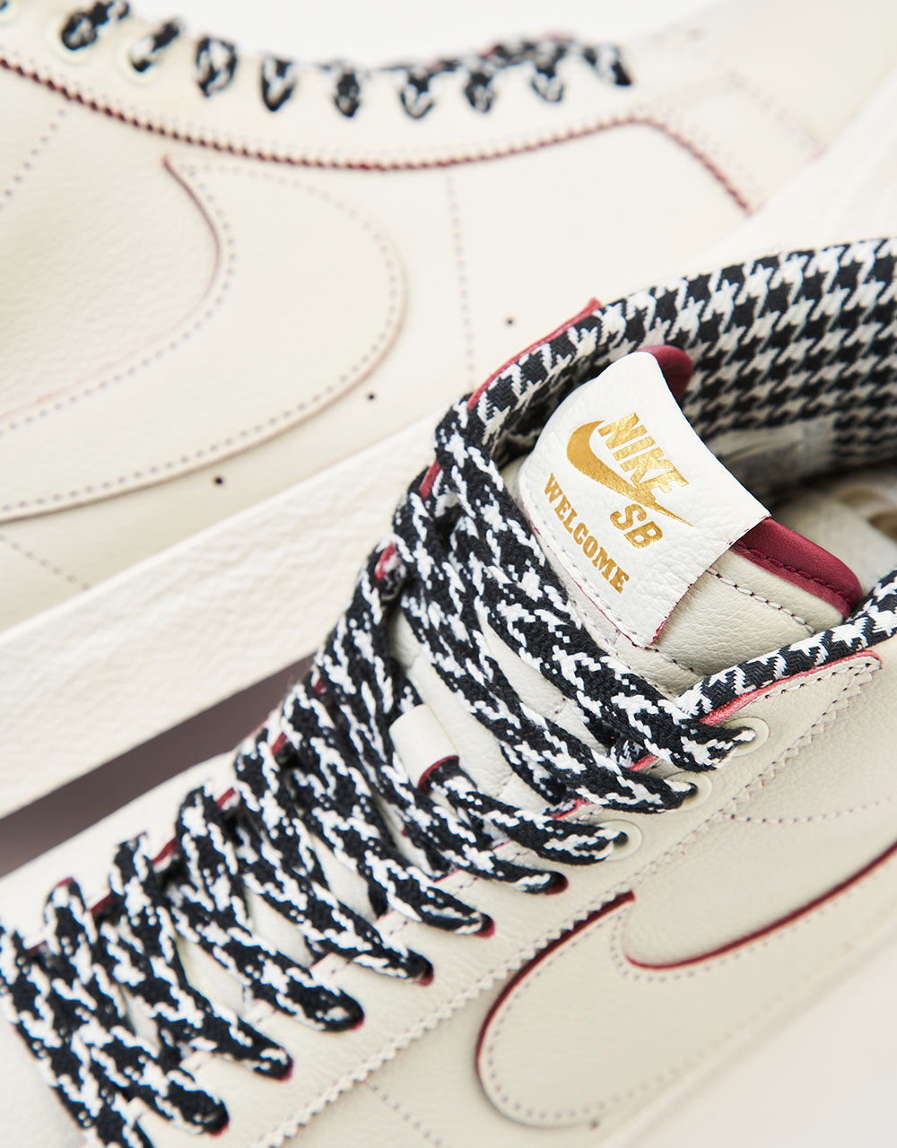 Nike SB 'Welcome Madrid' Zoom Blazer Mid QS Skate Shoes - Sail