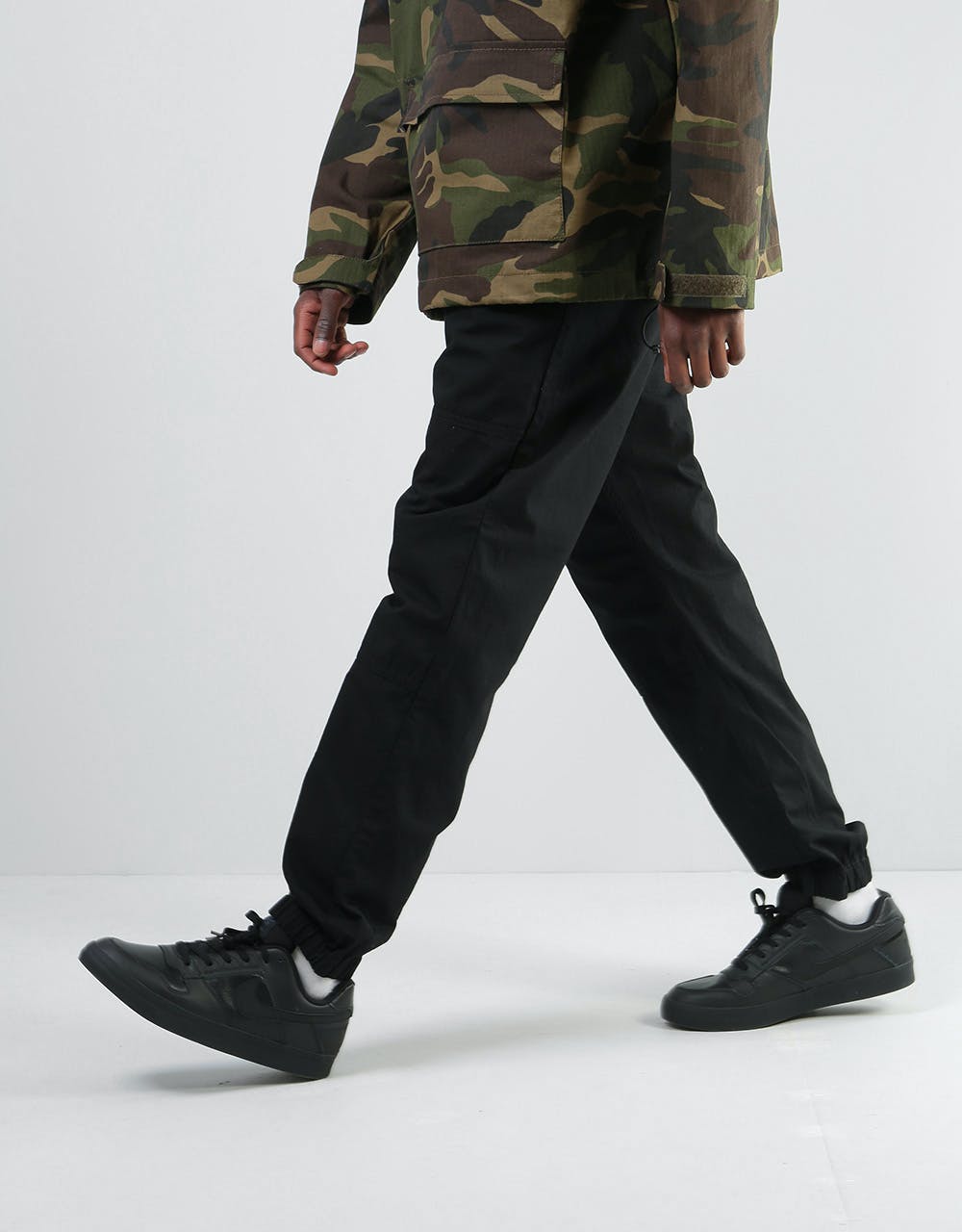 Carhartt WIP Marshall Joggers - Black (Rinsed) – Route One