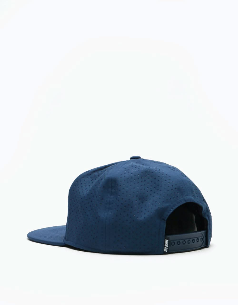 Navy blue outlet nike snapback