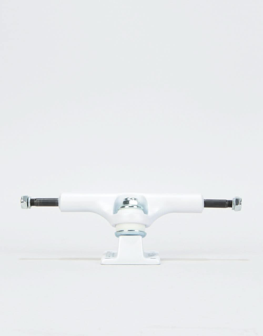 Ace 33 Classic Skateboard Trucks