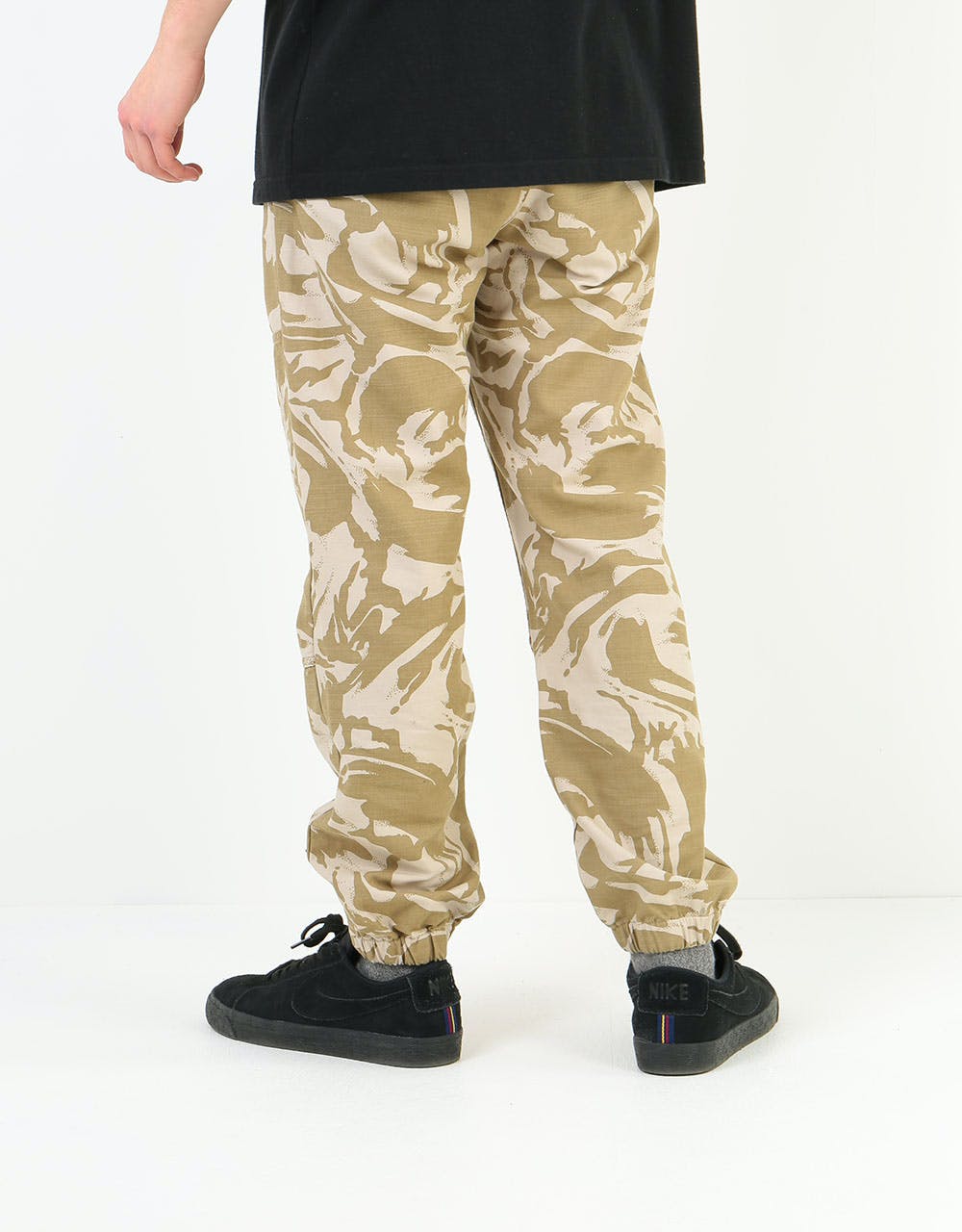 Carhartt WIP Marshall 'Sandshell' Jogger - Camo Brush (Stone Washed) –  Route One