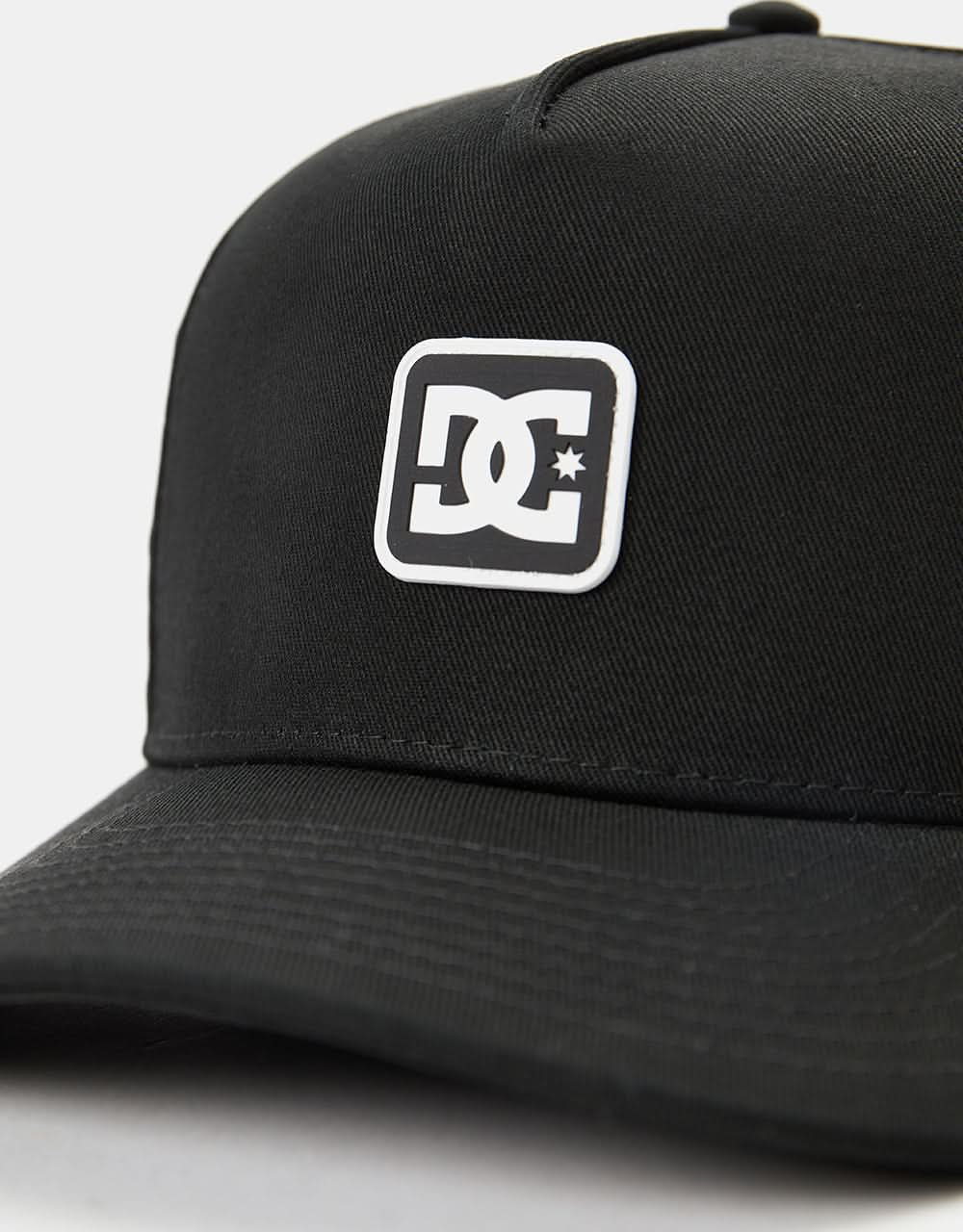 DC Sureshot Snapback Cap - Black