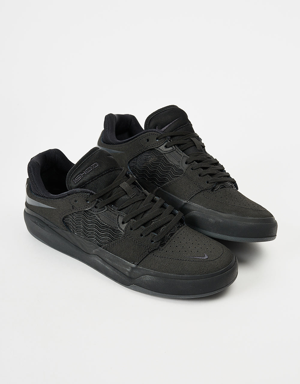 Nike SB Ishod Premium Skate Shoes - Black/Black-Black-Black – Route One